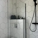 Fuzfa Porta Apartment *