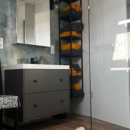 Fuzfa Porta Apartamento